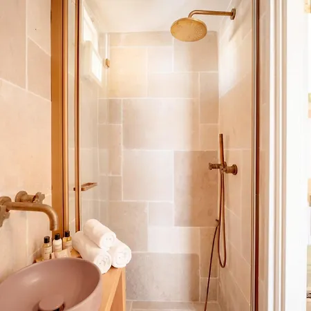 Vanese Apart Otel Bari